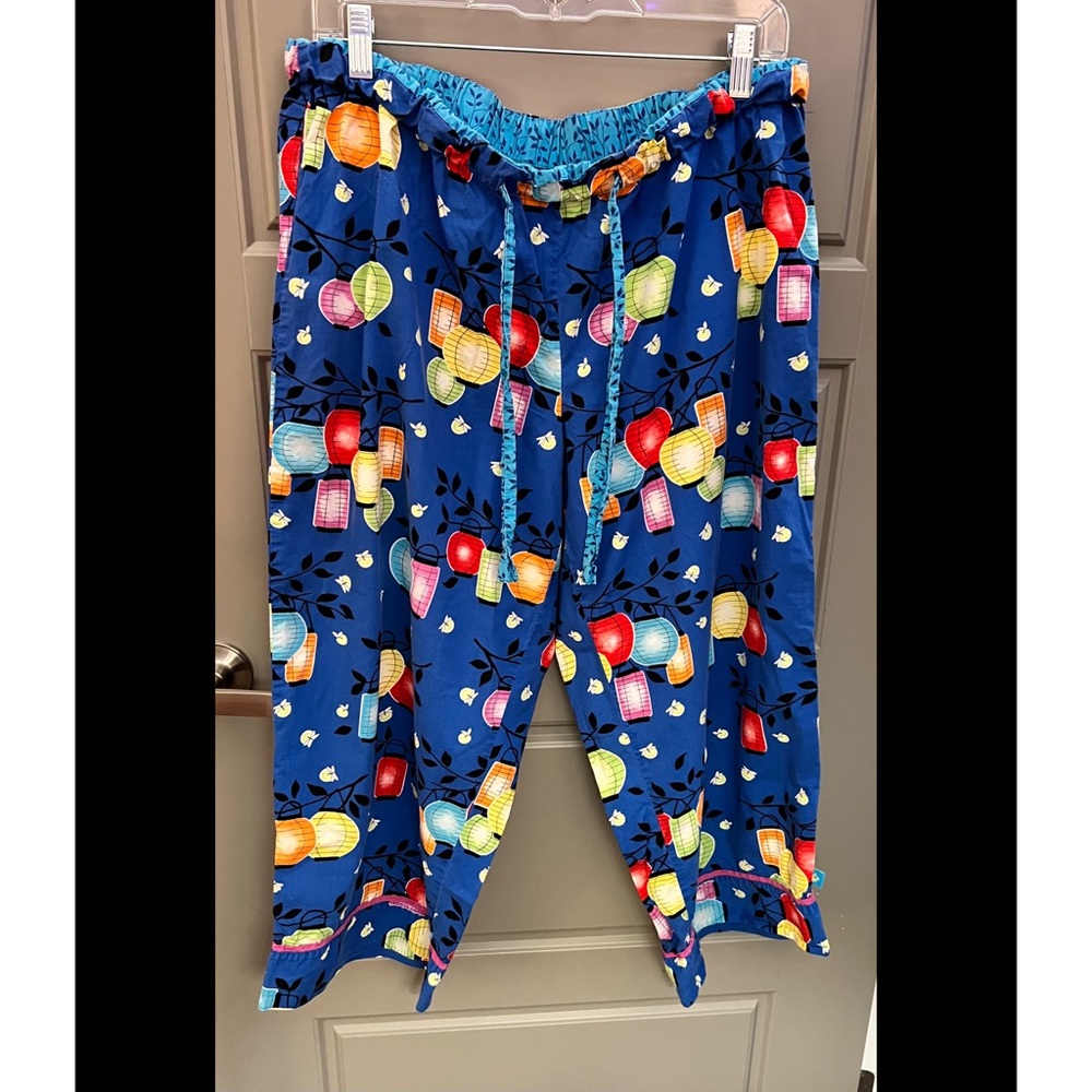 Nick & Nora Paper Lanterns Pajama Capri Pants XL Women's Sleepwear Gently Used
